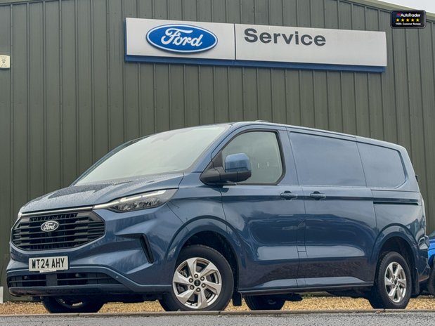 Ford Transit Custom LWB L2H1 [SOLD MM] Low Roof Prime 2900 Air Con Sensors EURO 6 NO VAT 1