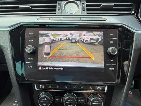 Volkswagen Passat 2.0 TDI R-Line Euro 6 (s/s) 4dr 29