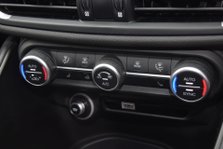 Alfa Romeo Giulia V6 BITURBO QUADRIFOGLIO 34