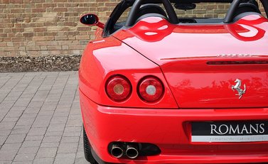 Ferrari 550 Barchetta Pininfarina LHD 17