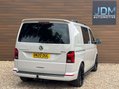 Volkswagen Transporter 2.0 Transporter T32 Highline TDI 4Motion Semi-Auto 4WD 4