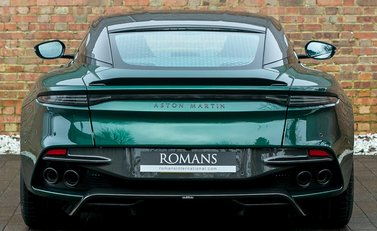 Aston Martin DBS Superleggera 5