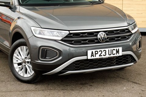 Volkswagen T-Roc LIFE TSI 10