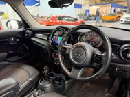 Mini Hatch 1.5 Cooper Classic Hatchback 5dr Petrol Steptronic Euro 6 (s/s) (136 ps) 36