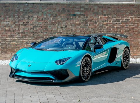 Lamborghini Aventador SV LP750-4 Roadster 6