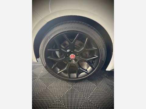 Jaguar F-Type 2.0 F-Type I4 R-Dynamic Auto 3dr 71