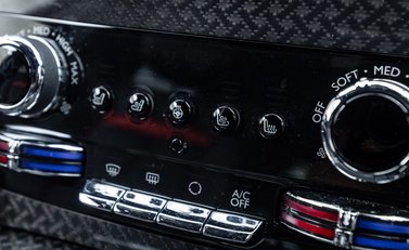 Rolls-Royce Cullinan BLACK BADGE 28