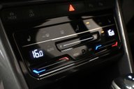 Volkswagen T-Roc 1.5 T-Roc Style TSI Semi-Auto 5dr 29