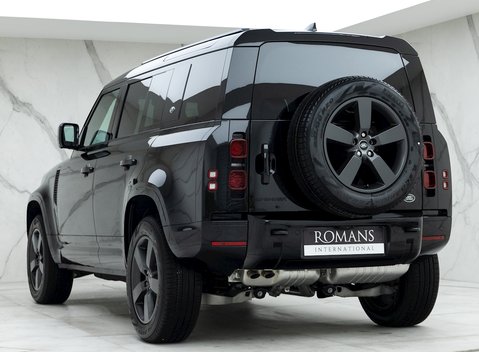 Land Rover Defender 110 X-Dynamic S D300 MHEV 3