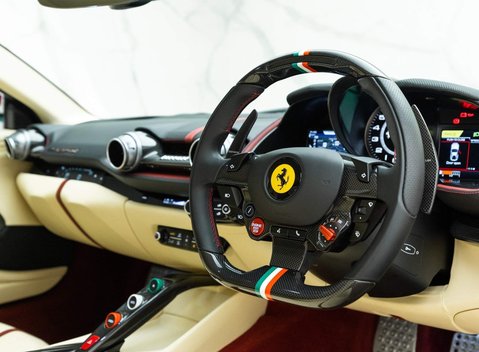 Ferrari 812 Superfast 10