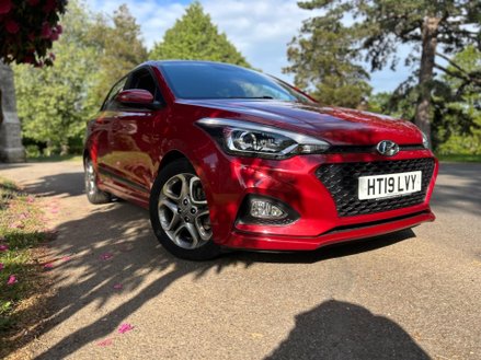 Hyundai i20 T-GDI PREMIUM NAV