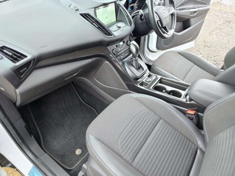 Ford Kuga 2.0 TDCi Titanium SUV 5dr Diesel Powershift AWD Euro 6 (s/s) (180 ps) 39