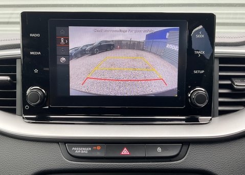 Kia Ceed 1.5T GDi ISG 2 18
