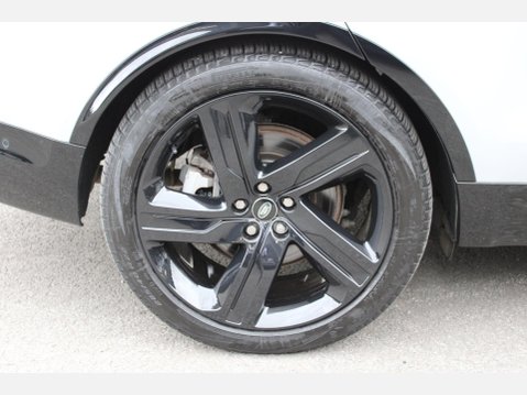 Land Rover Discovery DYNAMIC HSE 38