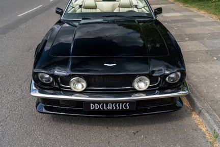 Aston Martin V8 Vantage Volante 9