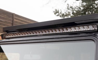 Land Rover Defender 90 Urban Truck 25