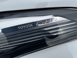 Toyota C-HR 1.8 C-HR-Dynamic HEV CVT 5dr 72