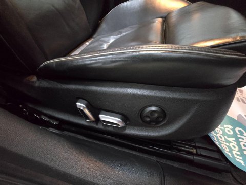 Audi RS4 4.2 FSI V8 S Tronic quattro Euro 5 5dr 52