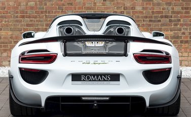 Porsche 918 Spyder 5