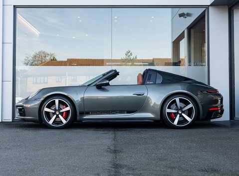 Porsche 911 Targa 4S (992) 4
