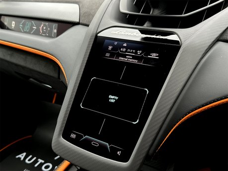 Lamborghini Revuelto V12 79