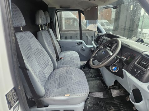 Ford Transit 300 7