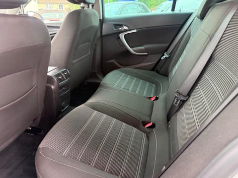 Vauxhall Insignia 2.0 CDTi ecoFLEX SRi Nav Euro 5 (s/s) 5dr 21