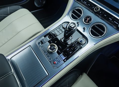 Bentley Continental GT W12 First Edition 23