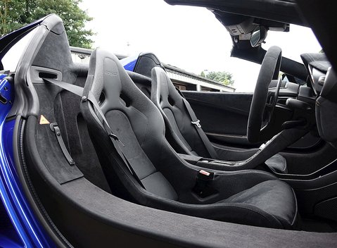 McLaren 675 LT Spider 12