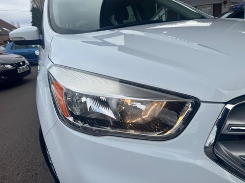 Ford Kuga 2.0 TDCi EcoBlue Zetec AWD Euro 6 (s/s) 5dr 11