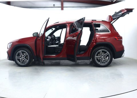 Mercedes-Benz GLB 1.3 GLB200 AMG Line SUV 5dr Petrol 7G-DCT Euro 6 (s/s) (163 ps) 57