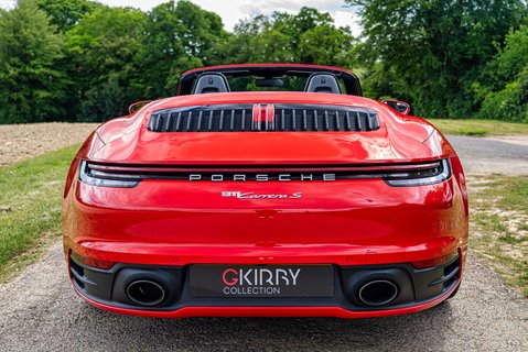Porsche 911 Carrera S PDK 22