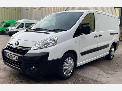 Toyota Proace 2.0 1200 HDi Panel Van 5dr Diesel Manual FWD L2 H1 (168 g/km, 128 bhp) 25