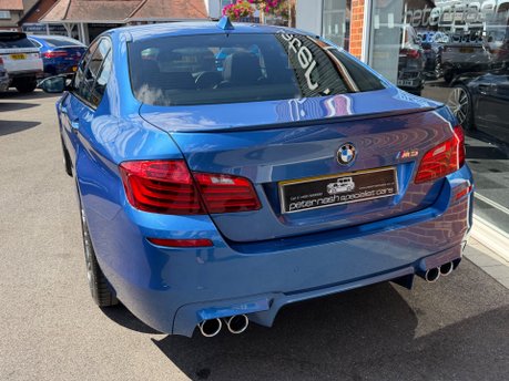 BMW M5 M5 12