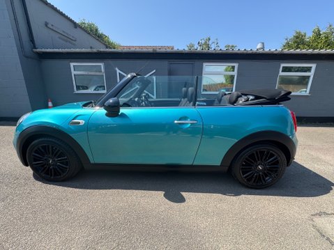 Mini Convertible COOPER 7