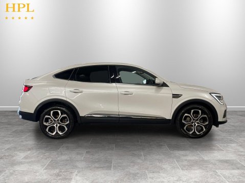 Renault Arkana 1.6 E-TECH techno SUV 5dr Petrol Hybrid Auto 2WD Euro 6 (s/s) (145 ps) 8