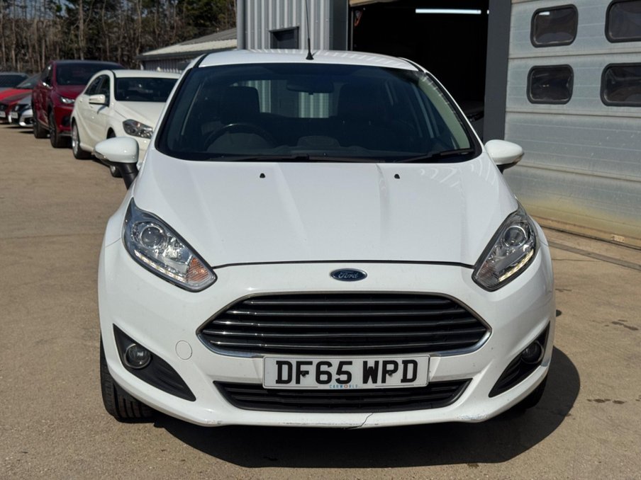 2015 Ford Fiesta — image 3