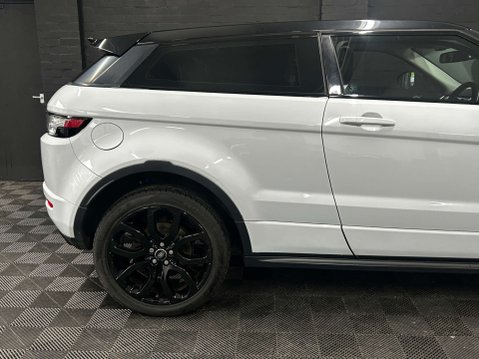 Land Rover Range Rover Evoque 2.2 Range Rover Evoque Dynamic SD4 Auto 4WD 3dr 17