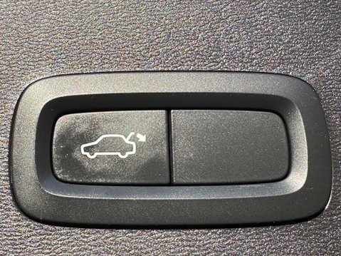 Volvo XC40 1.5 T3 Inscription Pro Euro 6 (s/s) 5dr 46