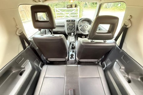 Suzuki Jimny SZ4 31