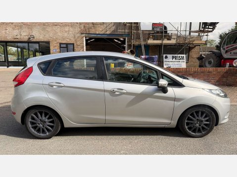 Ford Fiesta 1.2 Fiesta Edge 5dr 17