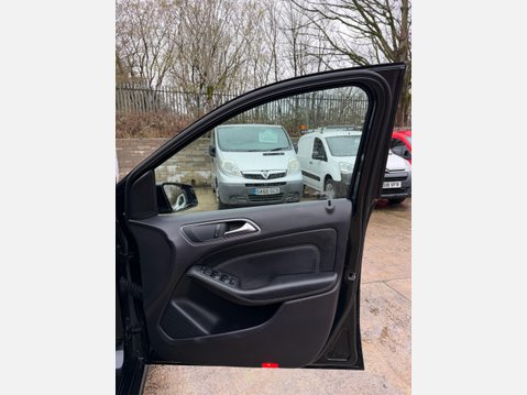 Mercedes-Benz B Class 1.8 B180 CDI Sport MPV 5dr Diesel 7G-DCT Euro 5 (s/s) (109 ps) 27