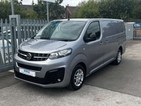 Vauxhall Vivaro 2.0 Turbo D 3100 Sportive Panel Van 6dr Diesel Manual L2 H1 Euro 6 (s/s) (1 38