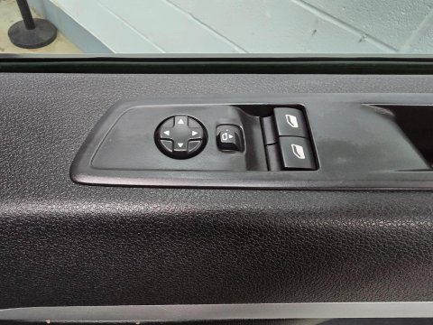 Peugeot Traveller 2.0 BlueHDi Allure Standard MPV EAT6 MWB Euro 6 (s/s) 5dr 39