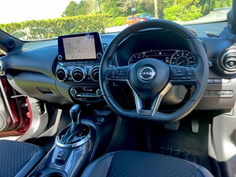 Nissan Juke DIG-T N-CONNECTA DCT 5