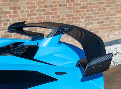 Lamborghini Aventador SVJ LP 770-4 Roadster 31