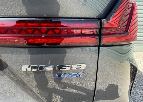 MG MGS9 1.5 T-GDI PREMIUM PHEV AWD 13