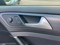Volkswagen Golf 35.8kWh e-Golf Auto 5dr 29