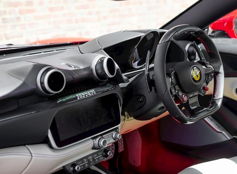 Ferrari Portofino 17