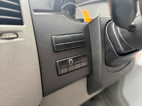 Mercedes-Benz Sprinter 2.1 513 CDI RWD L2 4dr 11